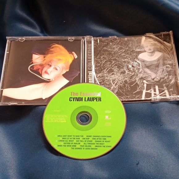 Cindy Lauper CD The essential - Picture 4 of 5